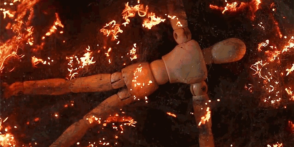 Ateş Alan Çelik Yünün Büyüleyici Dünyasına Makro Lensle Bakmaya Ne Dersiniz?