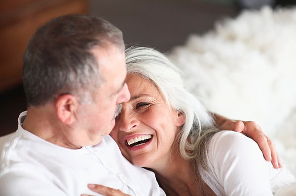 4. Некоторые из испытуемых жаловались на то, что они бы и не прочь заняться сексом, вот только их партнеры предпочитают воздерживаться от выполнения супружеского долга, ссылаясь на слабую потенцию.