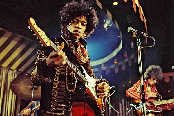 Jimi Hendrix, Cobain, Tupac gibi sanatçılar görüşleri nedeniyle istihbaratın hedefi haline gelmiş olabilir