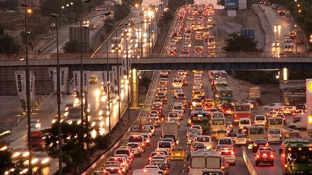 9- Trafiği tehlikeye sokana 2 bin 700 TL ceza