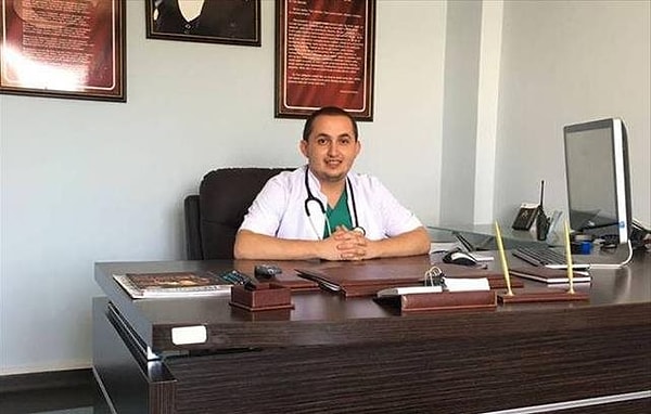 Biz de bu koca yürekli doktoru gönülden tebrik ediyor, mesleki hayatında başarılar diliyoruz.