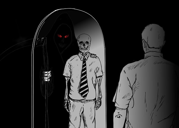 8. Самым распространенным суеверием на Хэллоуин считается то, что, заглянув в зеркало в полночь, можно увидеть свою смерть.