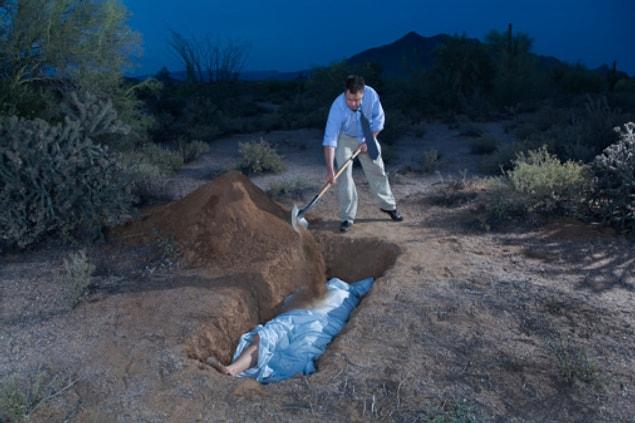 1. It is believed that burying the death dates back to 350,000 years ago.