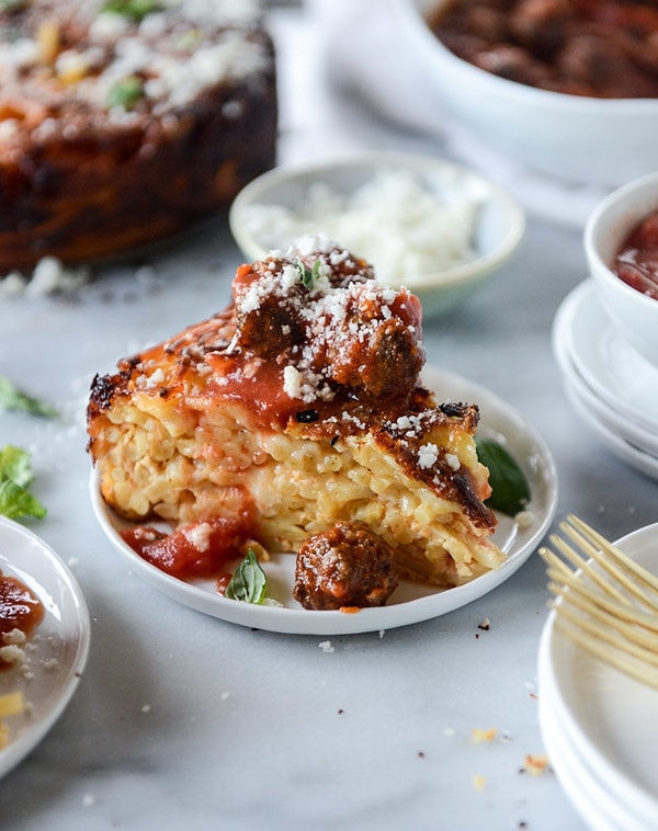 2. Сырный пирог Букатини с мини-фрикадельками