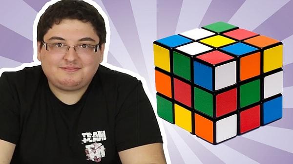 14. Türkiye'deki Rubik Küp çözme rekoru ise 9.60 saniye ile Can Gücüyener'e aittir.