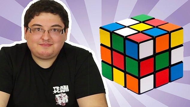 14. Türkiye'deki Rubik Küp çözme rekoru ise 9.60 saniye ile Can Gücüyener'e aittir.