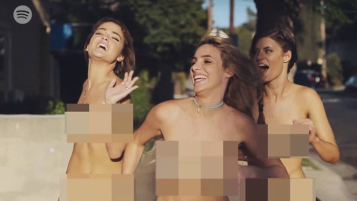 'Blink 182' Grubundan 'What's My Age Again'e Yeniden Çırıl Çıplak Video Klip