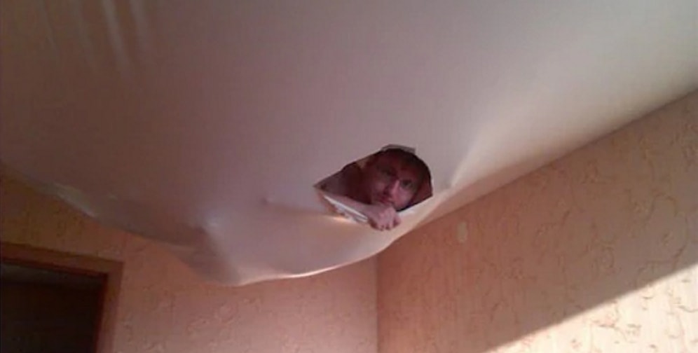 Что здесь происходит? 13 фото, которые заставят вас недоумевать