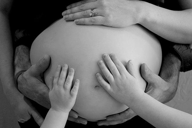 30'lu yaşlara girildiği an, hamilelik esnasında kromozomsal hataların oluşma riski artmaya başlıyor.