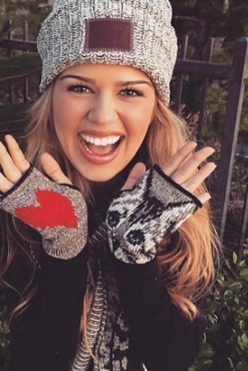 Mikaela Long is a Vine celebrity. She went to babysit her niece... It was a normal day...