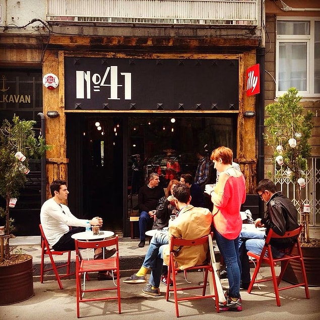 2. Deal Coffee Roasters 41