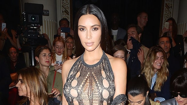 Bir porno şirketi, Kim Kardashian ve Ray J'nin seks kasetinin sanal gerçeklik versiyonunu piyasaya sürdü.
