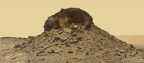 4. Mars’taki Dağılmış Katmanlı Tepe