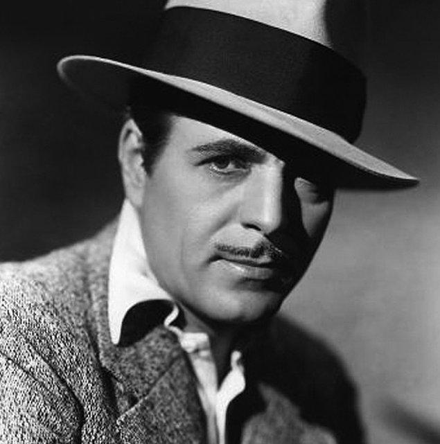 8. Zamanının en ünlü aktörü olan Oscar ödüllü (1936) Warner Baxter da lobotomi kurbanı olmuştur. Operasyon, ilerleyen yaşlarda artritten muzdarip olan aktörün acısını dindirmek amacıyla gerçekleştirilmiştir.