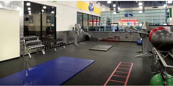 4. Затем она начала развиваться в сфере фитнеса