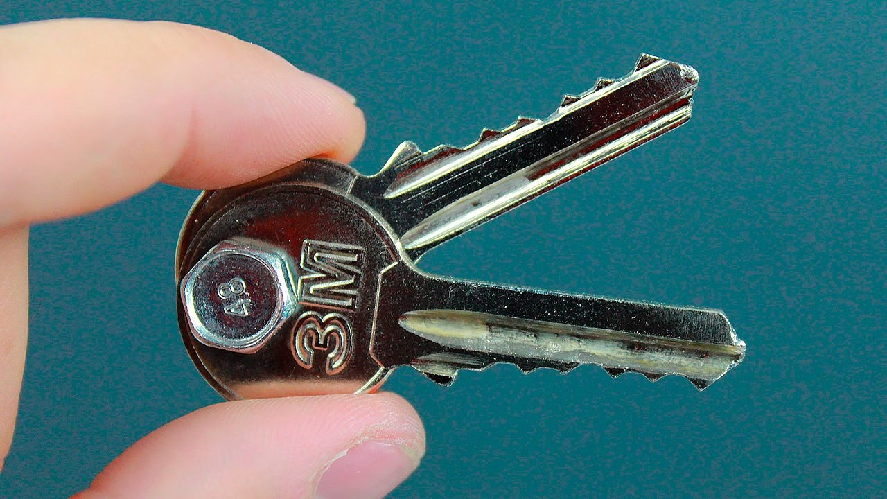 4 Practical Ideas To Recycle Your Old Unnecessary Keys onedio.co