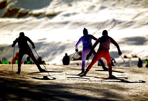 Erzurum’daki Avrupa Gençlik Kış Olimpiyatları Festivali’ne İsviçre’den 40 sporcu katılacaktı.