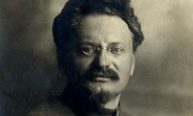 Lev Troçki