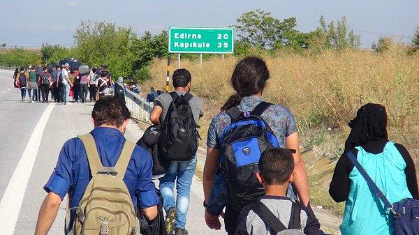 "Bu mülteciler Avrupa'ya doğru gidebilir, yürüyebilir"
