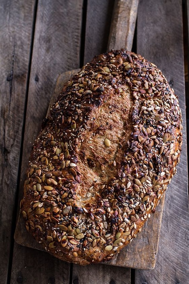 3. Glutensiz chia tohumlu ekmek