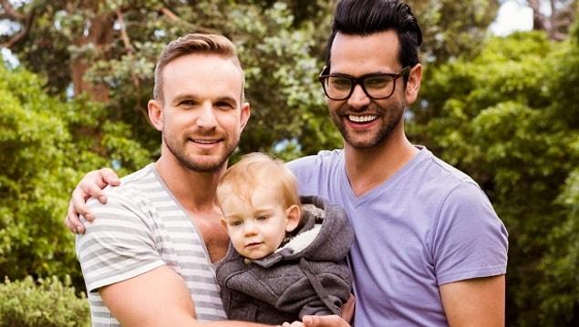 It seems that those who can't have a baby naturally, especially homosexual couples, will soon be able to have a child thanks to this method.