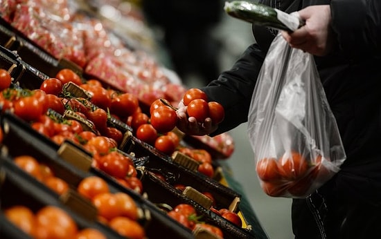 Çiftçilerden Eylem: 'Antalya’da Üreticiden 80 Kuruşa Alınan Domates İstanbul’da 5 Lira'