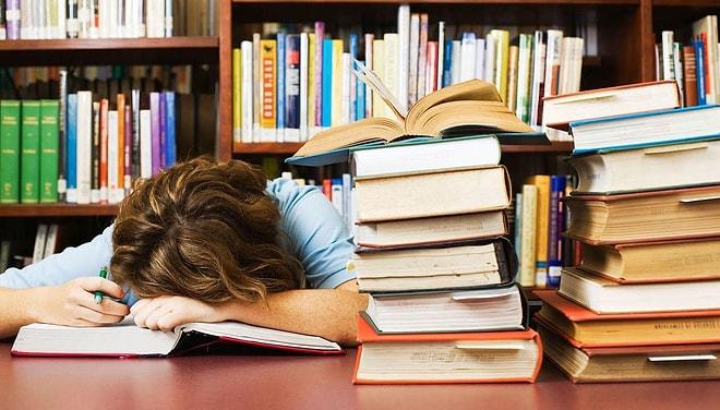Bilim Açıkladı: Sınavdan Önce Ders Çalışmak Yerine Uyumak Daha Verimli
