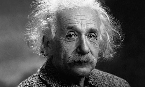 Albert Einstein insanlık tarihinin en büyük bilim insanlarından birisi.