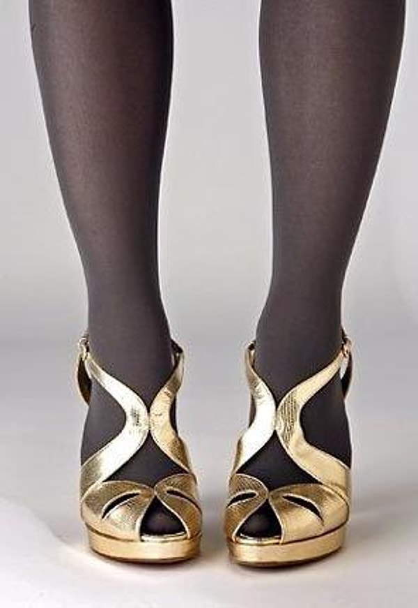 7. Колготки под босоножки