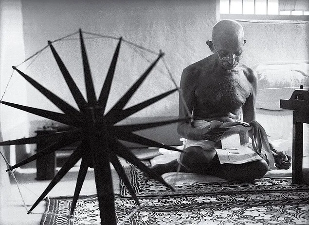 "Ганди и его прялка", Маргарет Бурк-Уайт, 1946