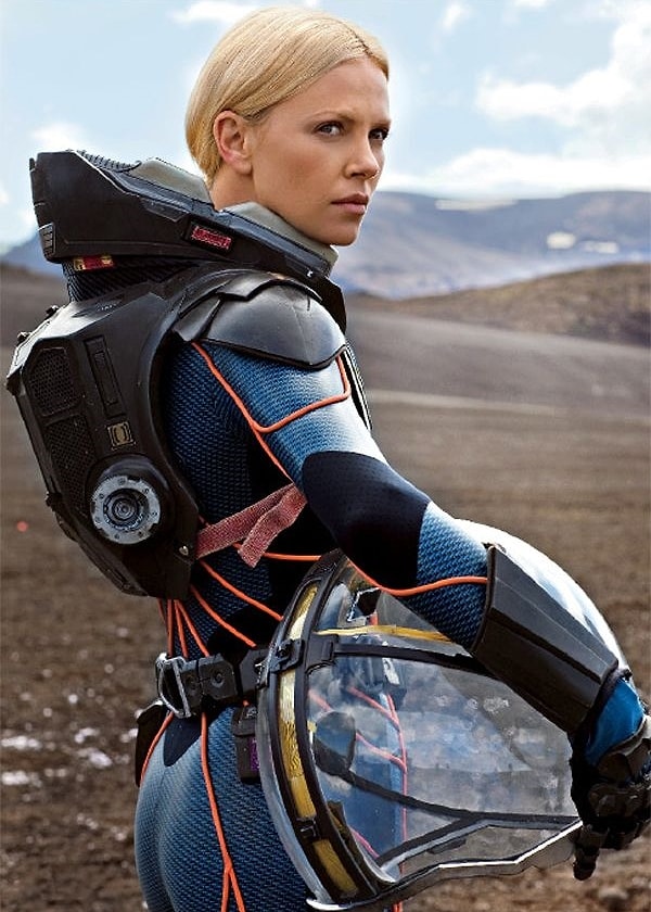 19. Брэдли Купер (Мэттью Макконахи) - Шарлиз Терон