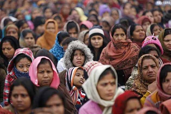 17. В Мумбаи 95% выкидышей "случаются" по причине желания мужей иметь сына, а не дочь.