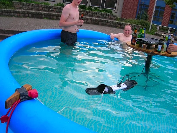 24 Crystal Clear Reasons Showing Why Women Live Longer Than Men!