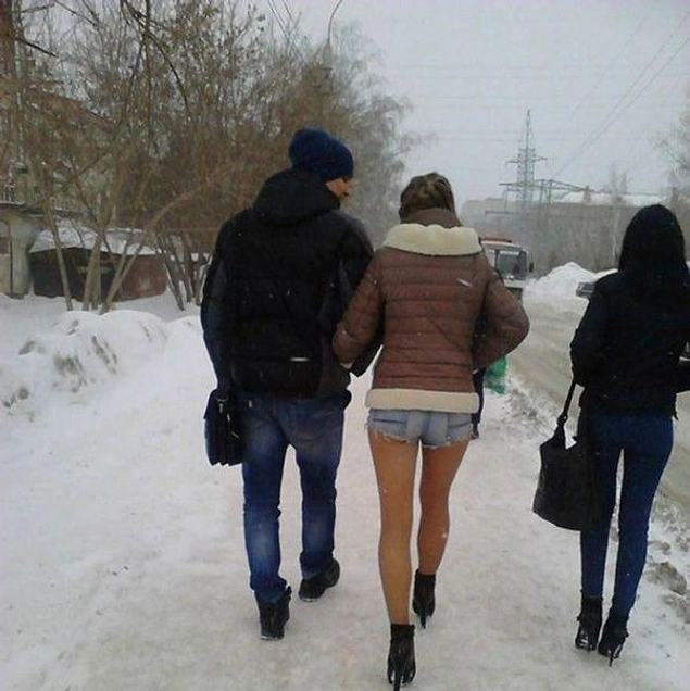 Телесные колготки