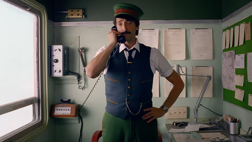 Wes Anderson'dan Başrolünde Adrien Brody'li H&M İçin Yılbaşı Filmi