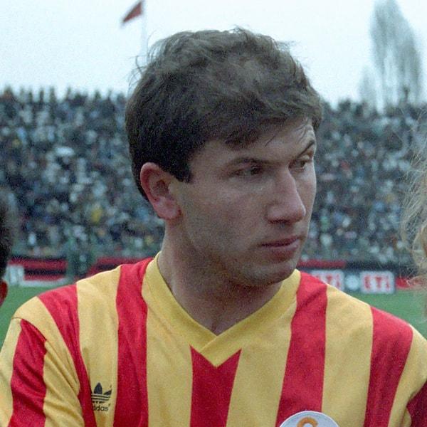 1. Tanju Çolak ⚽ 35 Gol - 1990/1991 Sezonu