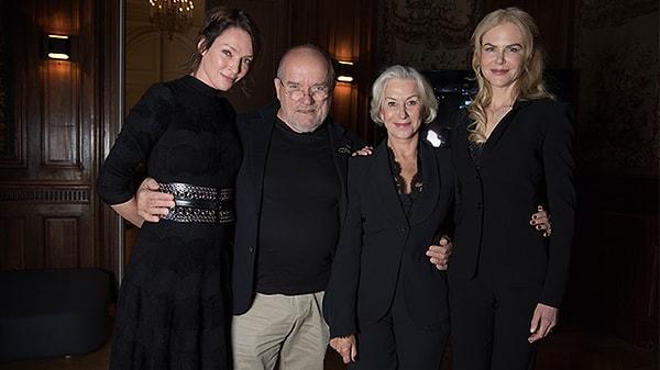 Ünlü Pirelli Takviminin geçen hafta Paris'te düzenlenen lansmanında Alman fotoğraf sanatçısı Peter Lindbergh ve bu yılın kapak kadınları ünlü simalar birlikte takvimi konuştular.