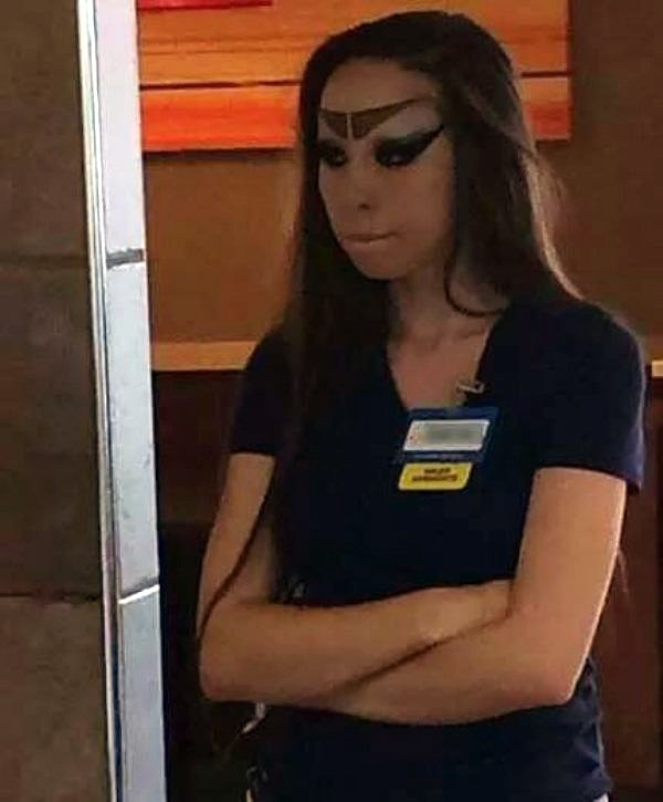 14. Богиня макияжа