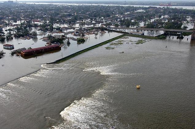 13. Levee Failures in Greater New Orleans - 2005