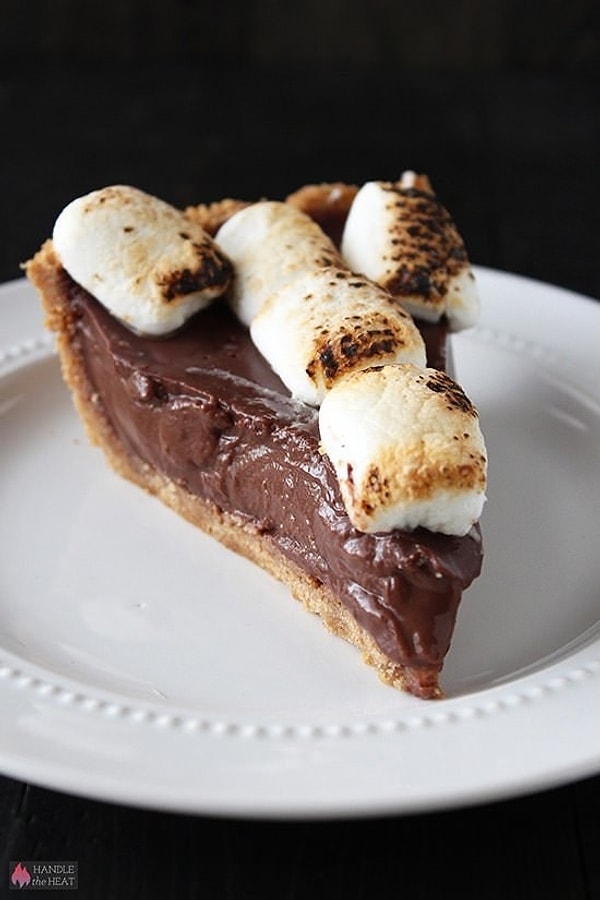 1. Шоколадный пудинг-пирог со Смор (S’more)