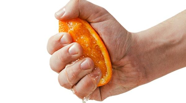 4. Portakal suyu ile vitaminin dibine vuralım!