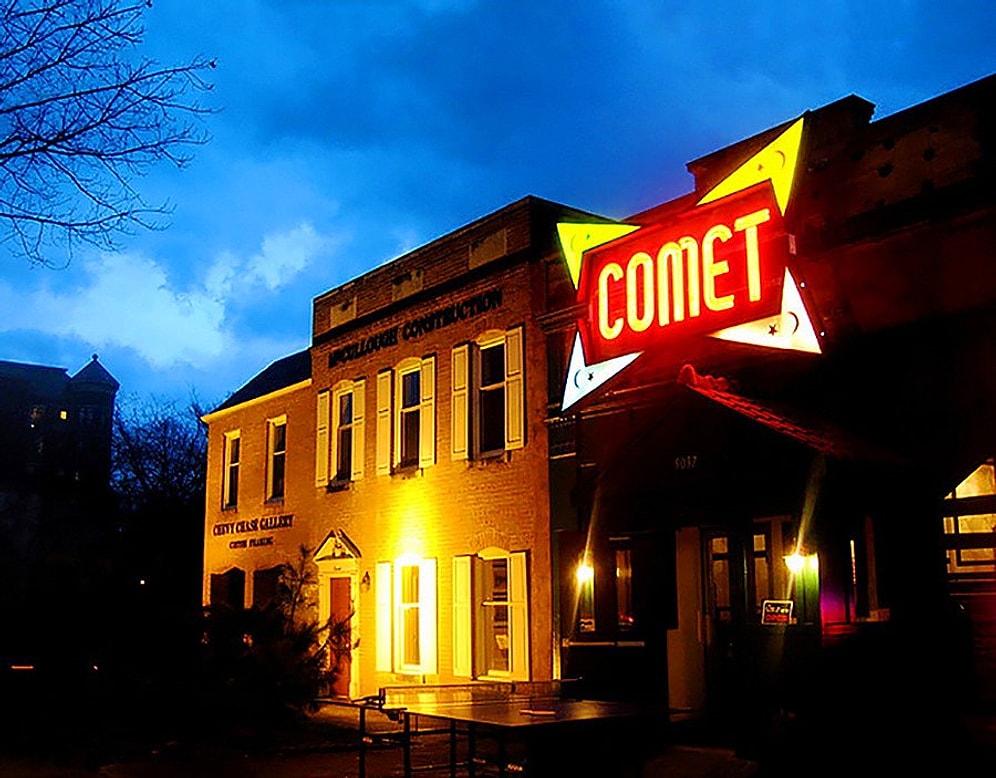 ABD'de 'Pizza Gate Skandalı'nda Adı Geçen Dükkana Saldırı