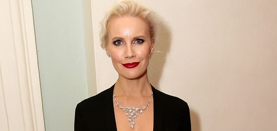 Елена Летучая отметила день рождения в коттедже с дохлыми мухами