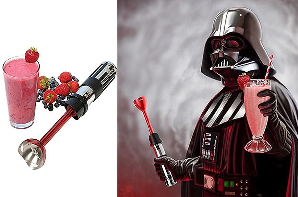 1. Ручной блендер с рукояткой от лазерного меча