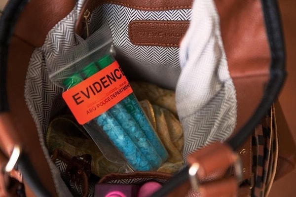 17. Голубые леденцы в необычной упаковке для фанатов "Во все тяжкие"