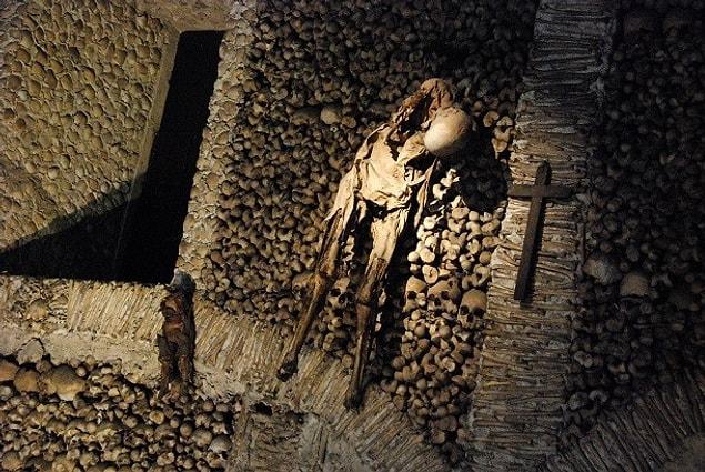 6. Capela dos Ossos (Chapel of Bones) – Portugal