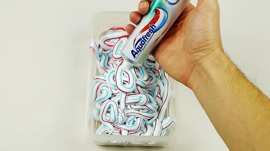 iPhone 7'ye Diş Macunu Sıkılırsa Ne Olur?