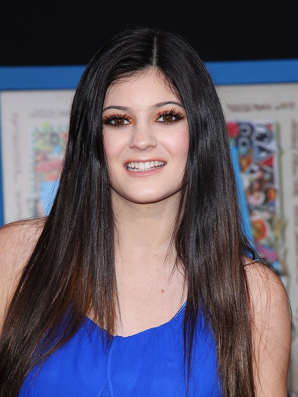 И теперь уже не составляет никакого труда понять, что прежние очертания никак не соответствуют нынешним.