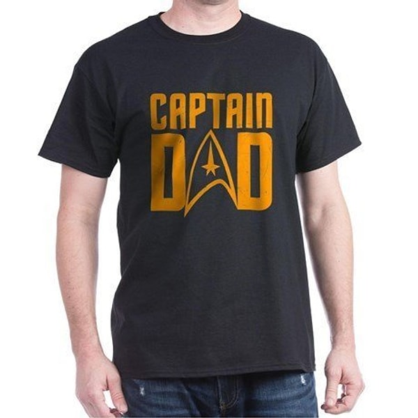 20. Футболка "Капитан Папа"