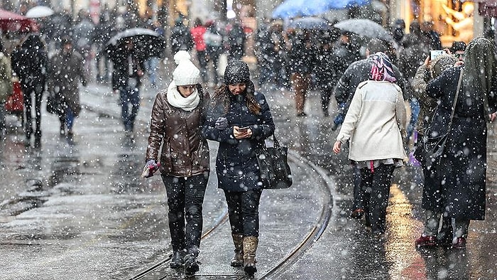 Meteoroloji Açıkladı: İstanbul'a Kar Geliyor